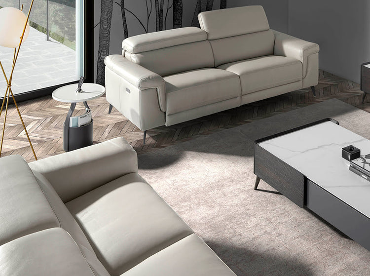 Round corner table in sand-colored wood and chocolate brown leatherette base - Angel Cerdá