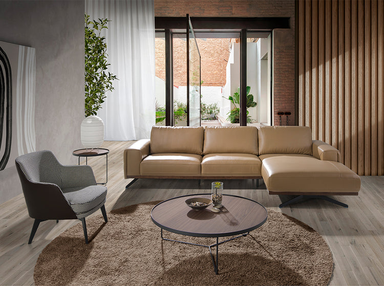 Upholstered armchair with epoxy painted steel structure - Angel Cerdá S.L