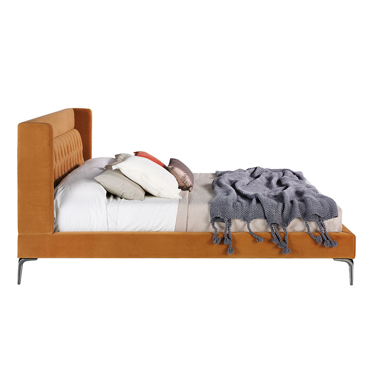 Upholstered bed upholstered in mustard velvet fabric with capitonné - Angel Cerda S.L