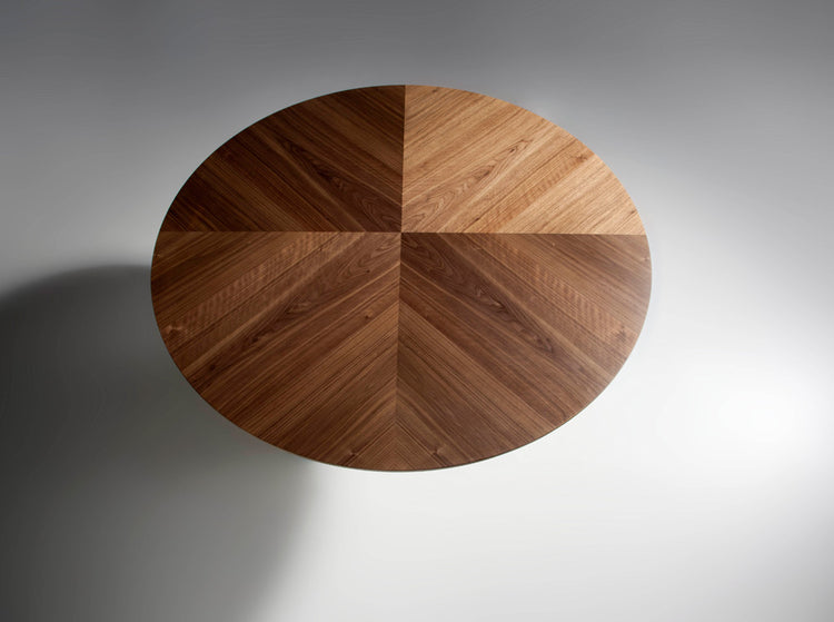 Dining table with a fiberglass base and walnut top - Angel Cerdá, S.L.