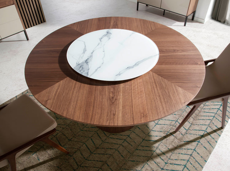 Dining table with a fiberglass base and walnut top - Angel Cerdá, S.L.