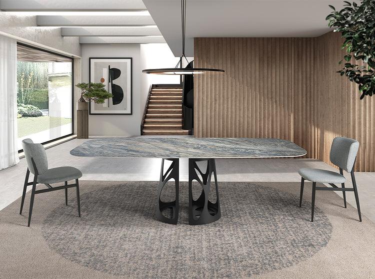 Oval Barrel dining table - Angel Cerdá