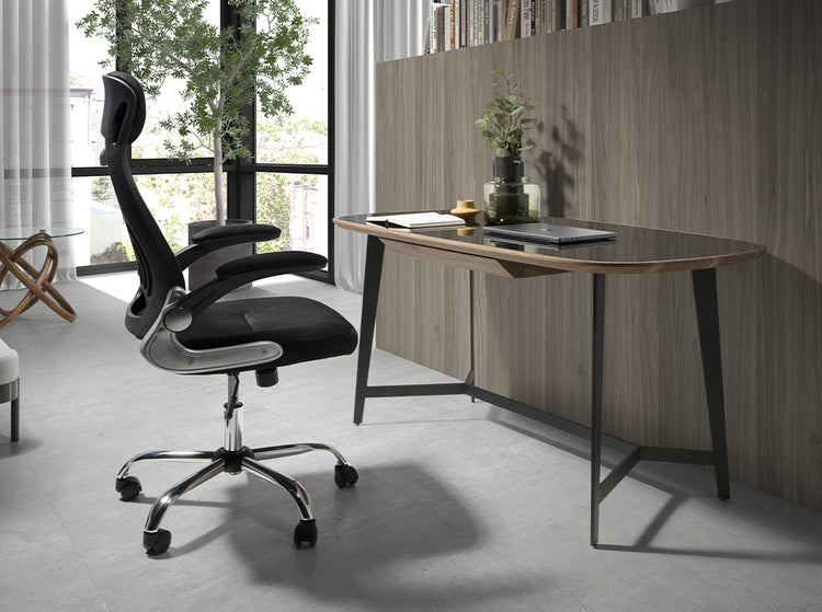 Walnut wood office desk and black stained glass - Angel Cerdá