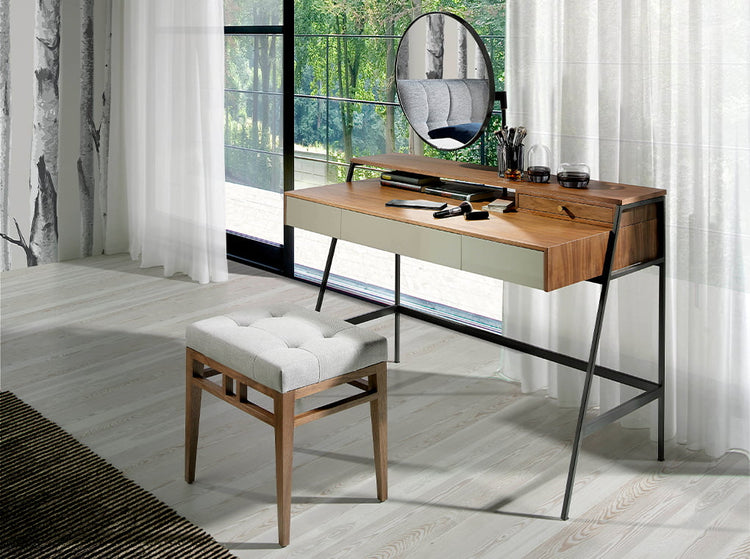 Footstool with wooden structure with walnut plating - Angel Cerdá, S.L.