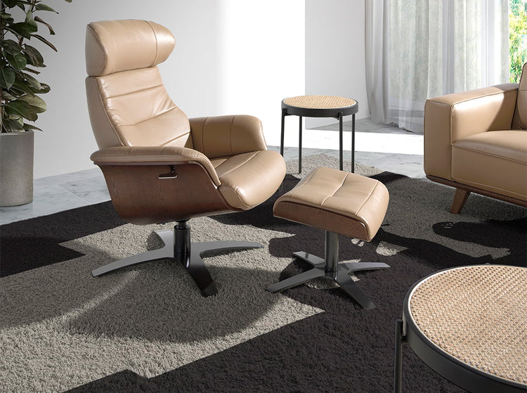 Leather upholstered swivel armchair-Angel Cerdá