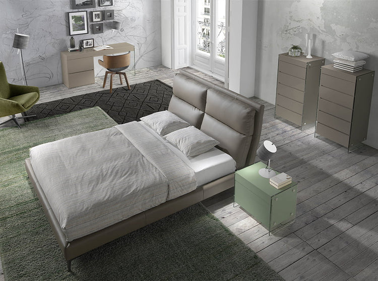 Upholstered bed with solid stainless steal frame - Angel Cerdá S.L